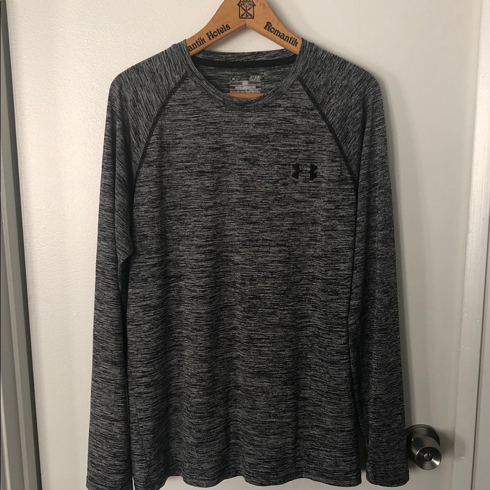 MEN’S UNDER ARMOUR LONG SLEEVE